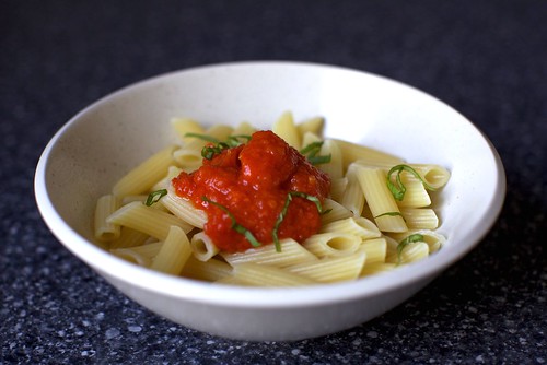 Easy Fresh Tomato Sauce Recipe