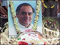 Rajiv Gandhi Dead Body Photos