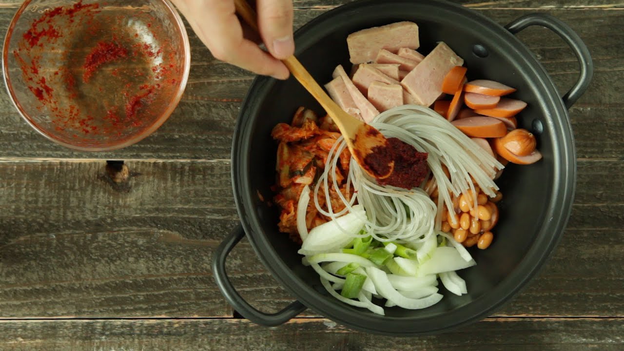 Budae Jjigae Recipe Maangchi