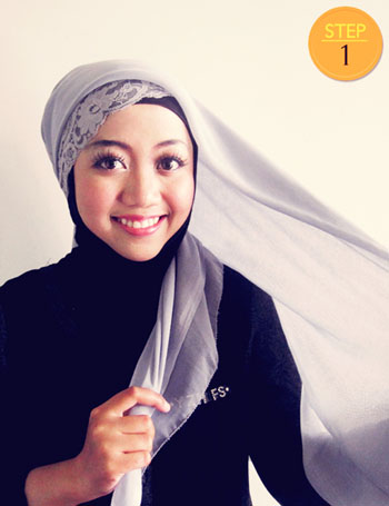 Cara Memakai Hijab Paris Segi Empat