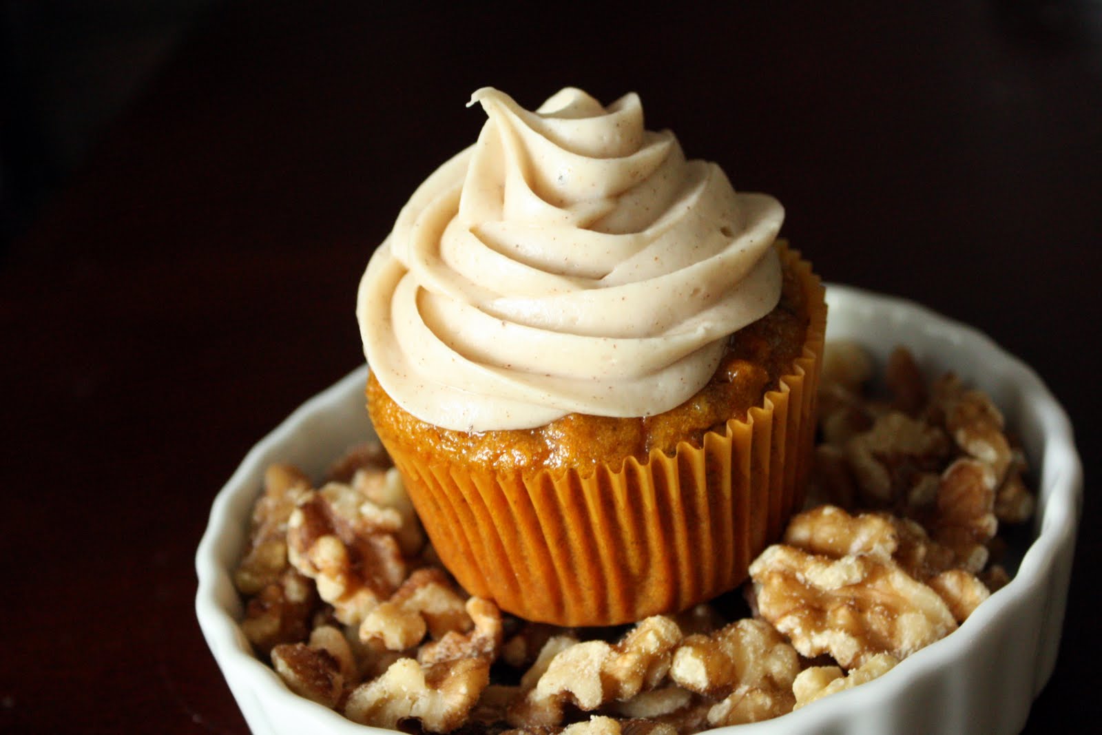 Carrot Cake Cupcakes With Cream Cheese Frosting