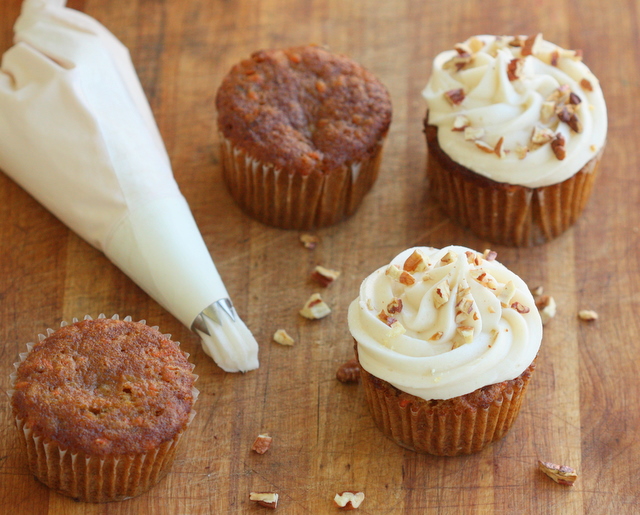 Carrot Cake Muffins With Applesauce