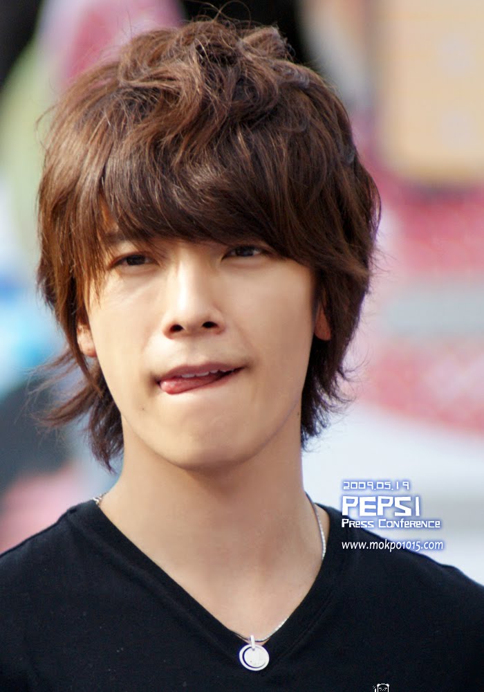 Donghae Girlfriend 2011