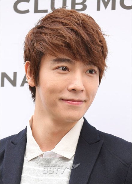 Donghae Girlfriend 2012