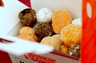 Dunkin Donuts Munchkins Box