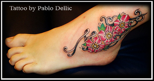 Flor De Cerejeira Tattoo