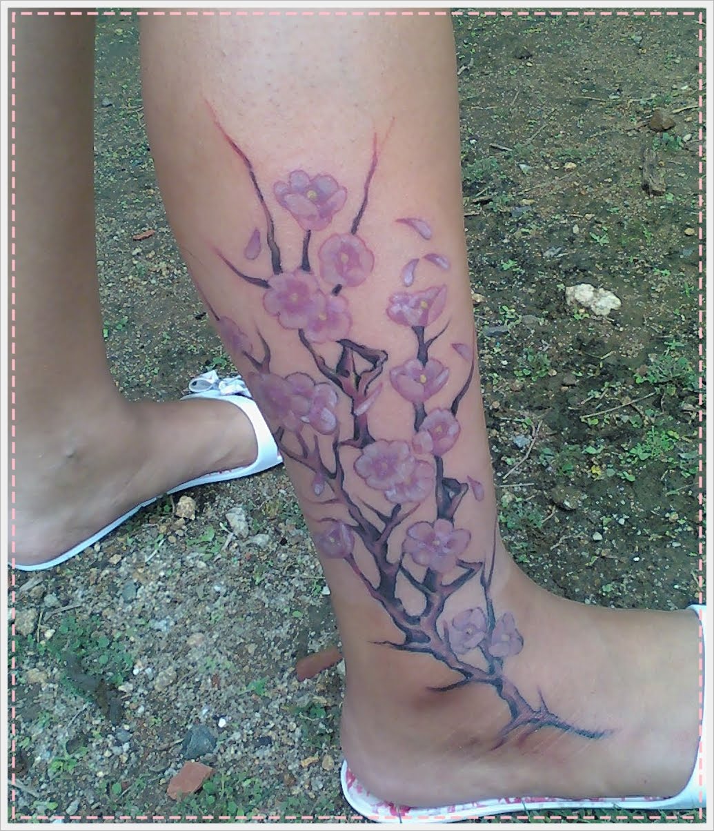Flor De Cerejeira Tattoo