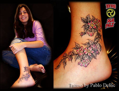 Flor De Cerejeira Tatuagem