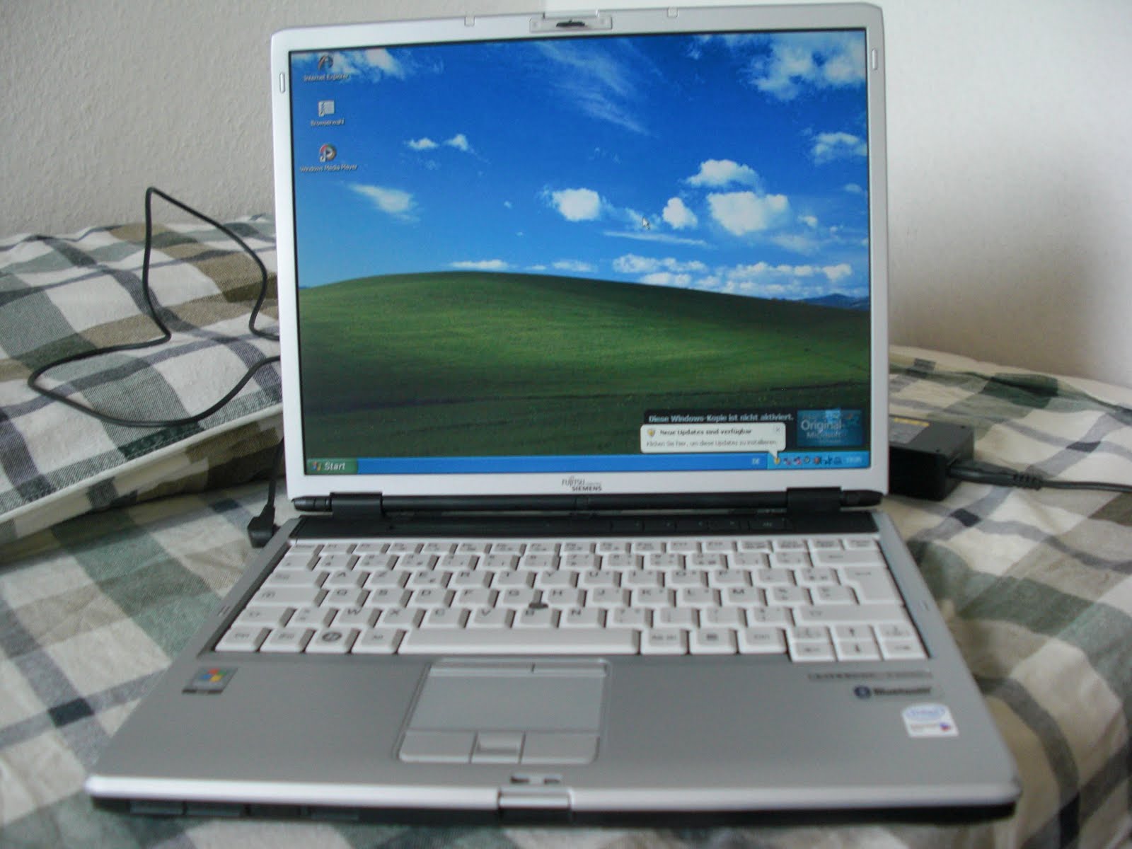Fujitsu Siemens Lifebook S7110 Laptop