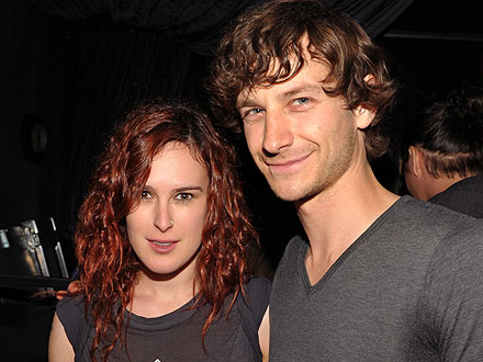 Gotye Girlfriend 2012