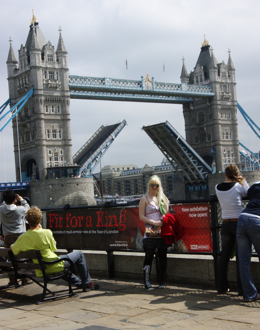 Hms Belfast Guns Aimed At Service Station