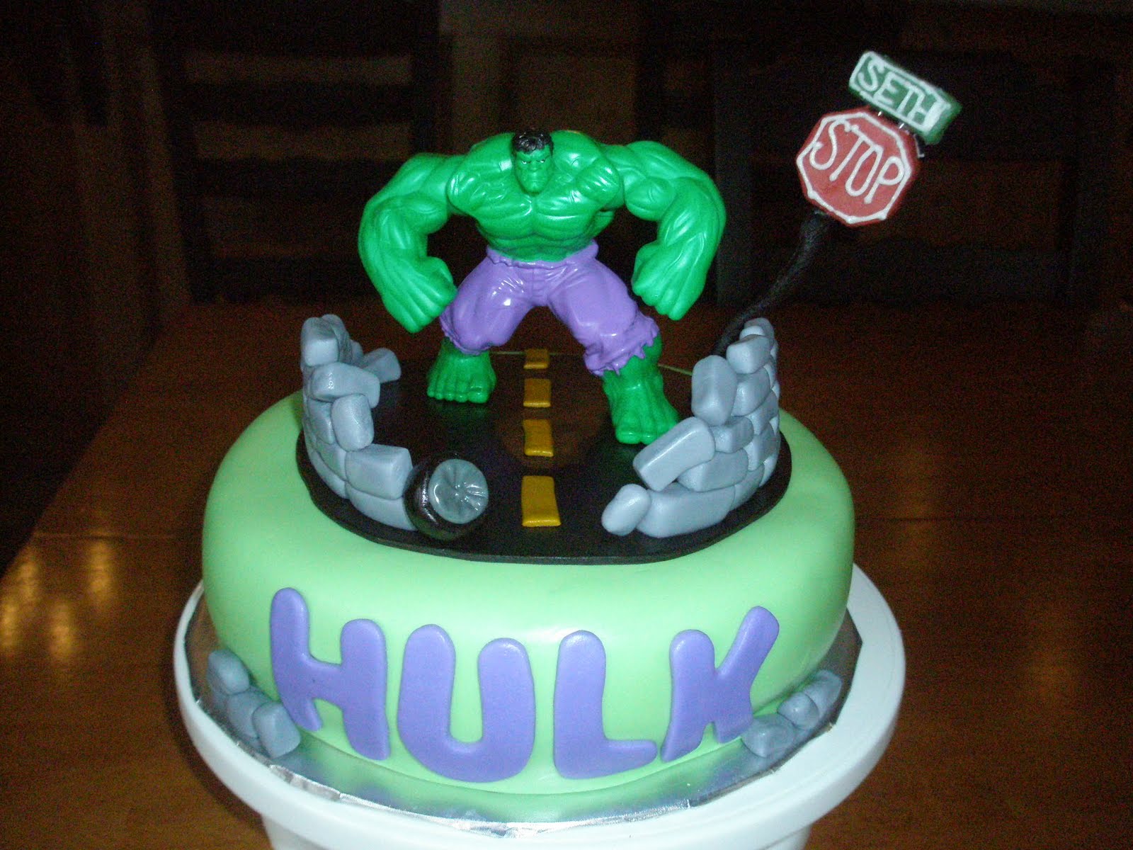 Hulk Face Cake