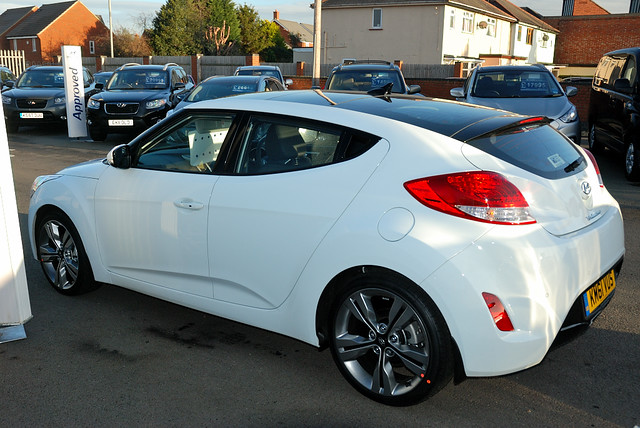 Hyundai Veloster 2012 White