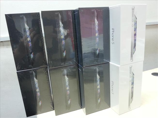 Iphone 5 Black Or White Box