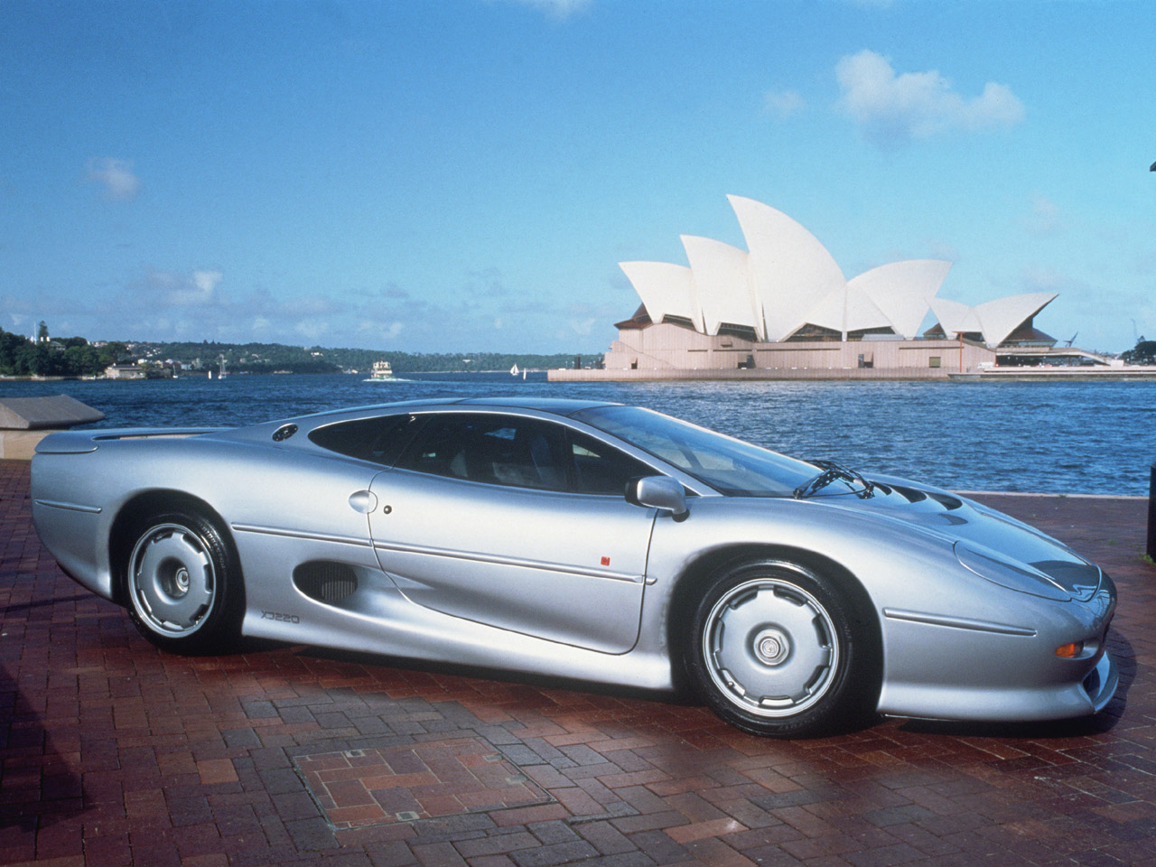 Jaguar Xj220 2012