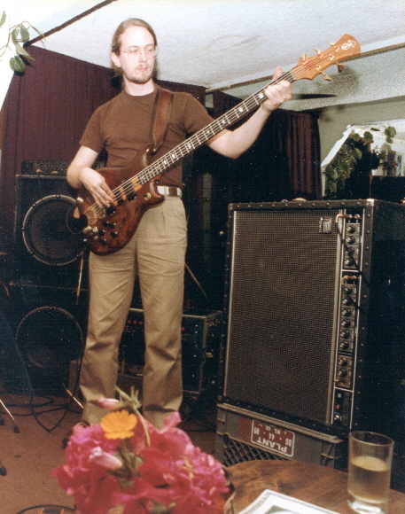 Jimmy Johnson Bassist
