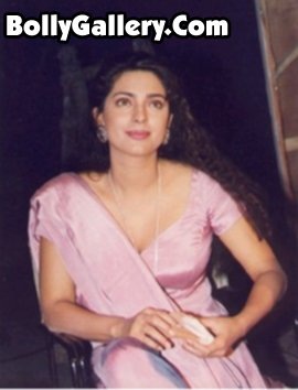 Juhi Chawla Hot Saree