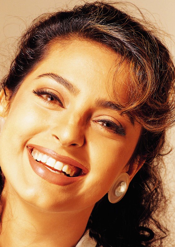 Juhi Chawla Wallpapers