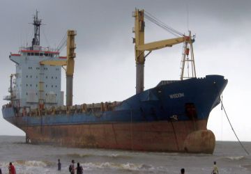 Juhu Beach Ship