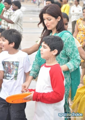 Juhu Chowpatty Ganpati Visarjan