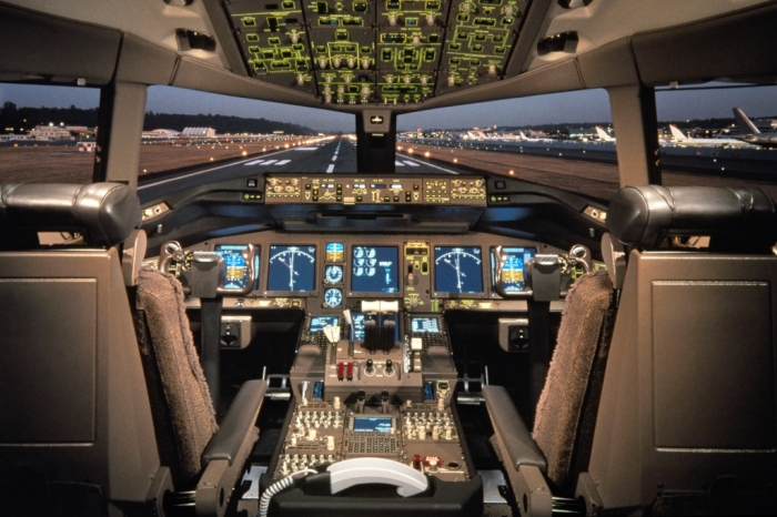 Jumbo Jet Cockpit View