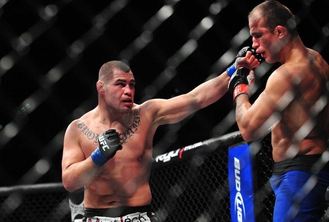 Junior Dos Santos Vs Cain Velasquez 2013