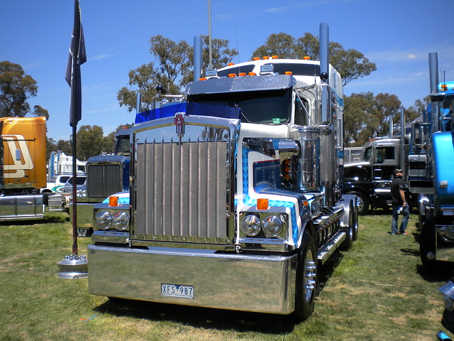 Klos Custom Trucks Facebook