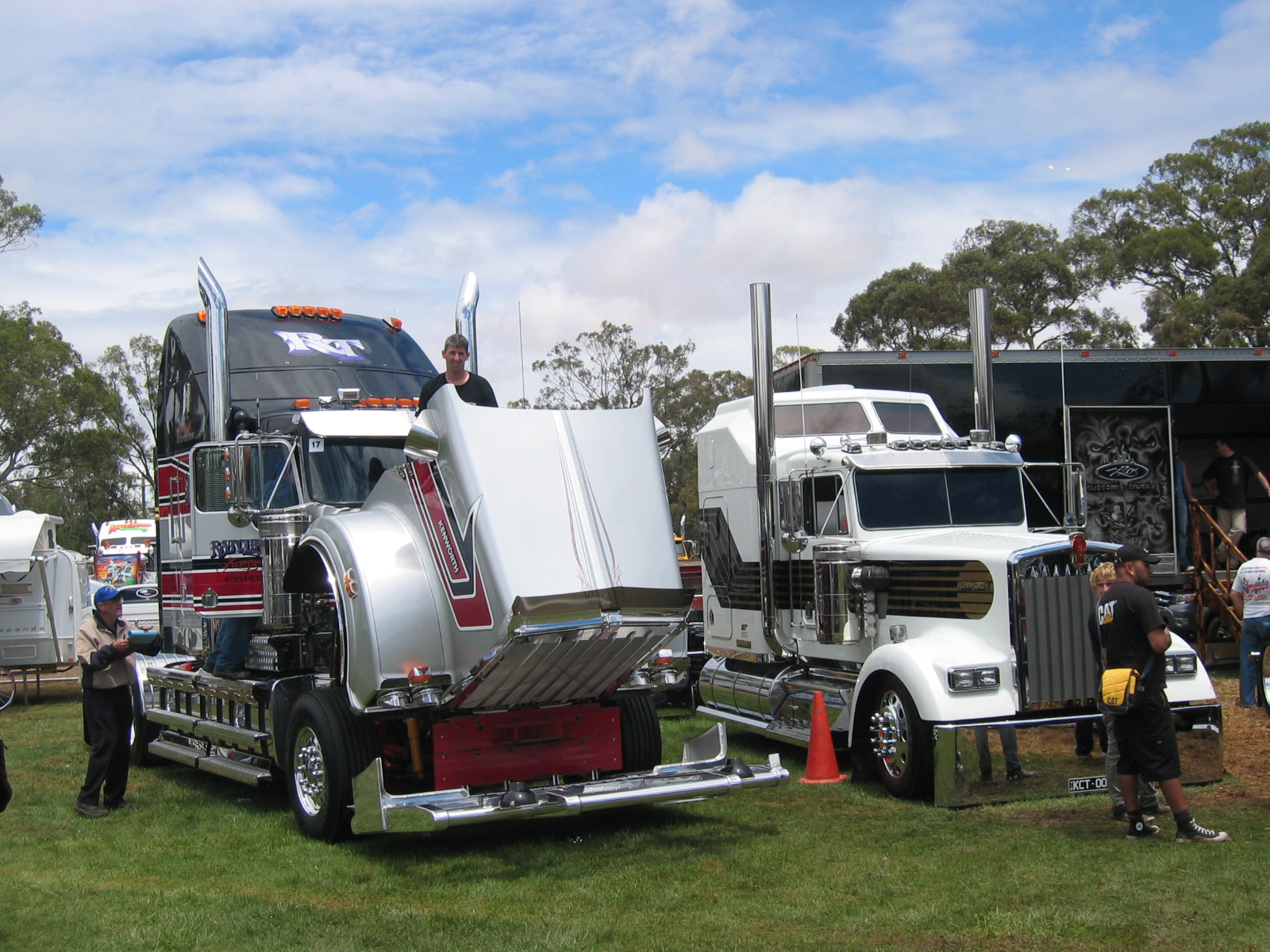 Klos Custom Trucks Home