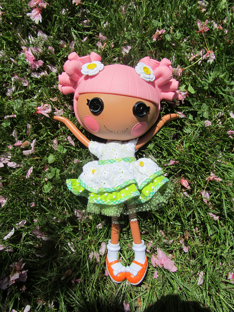 Lalaloopsy Blossom Flowerpot Doll