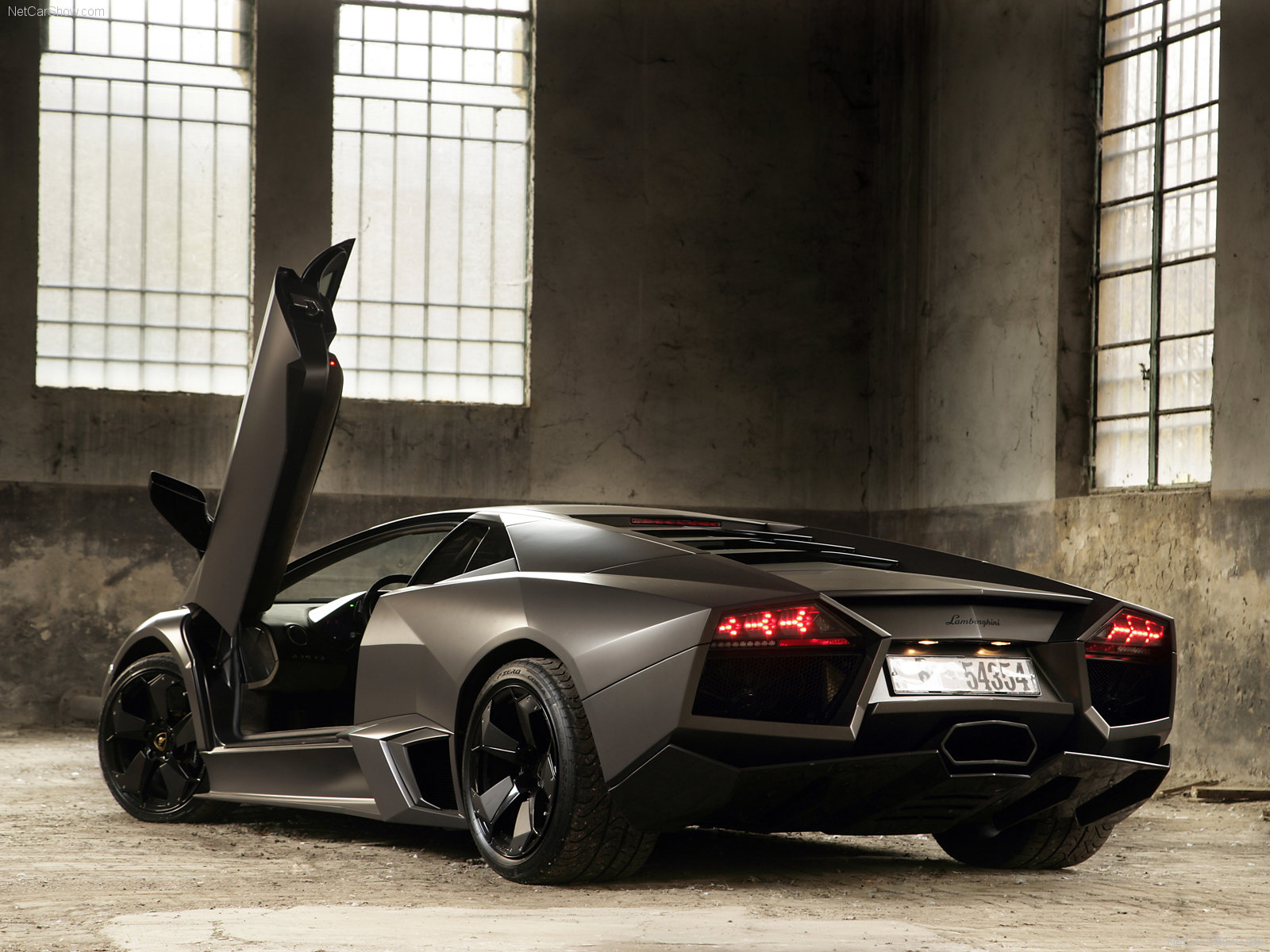Lamborghini Reventon Black