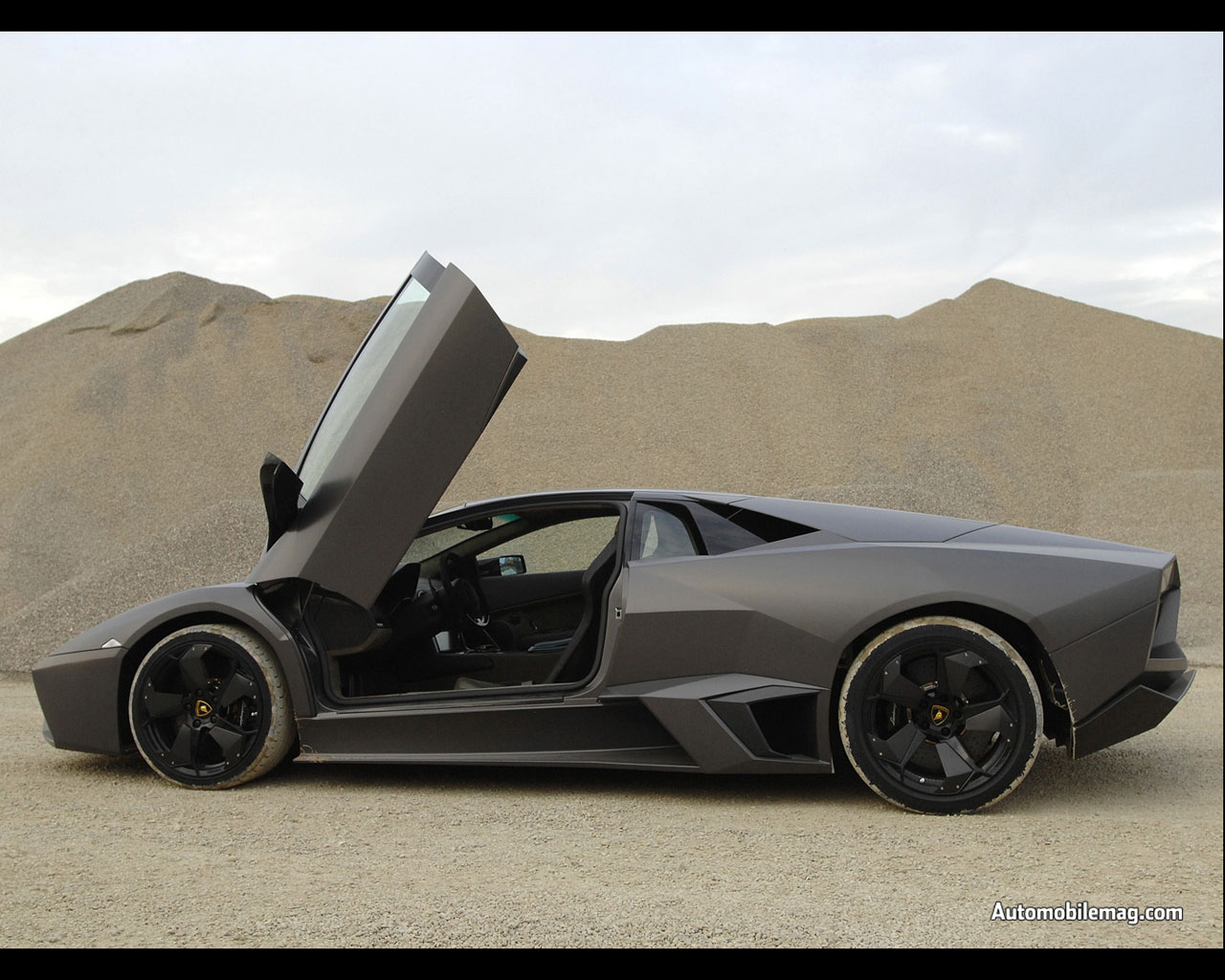 Lamborghini Reventon Wallpaper