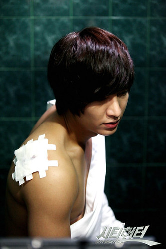 Lee Min Ho Shirtless City Hunter