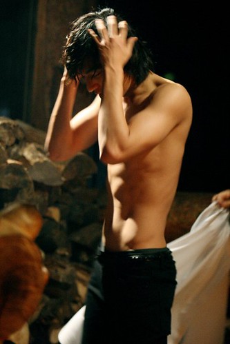 Lee Min Ho Shirtless Photos