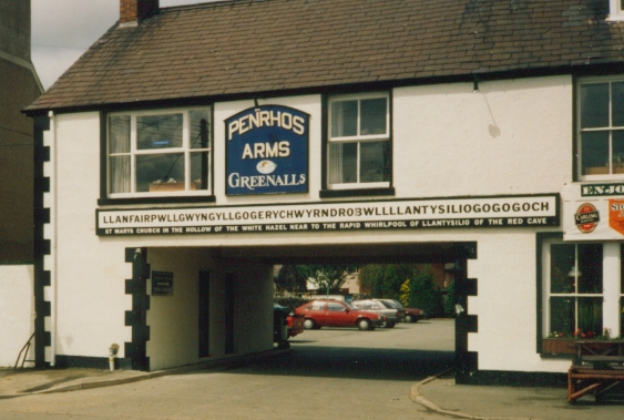 Llanfairpwllgwyngyllgogerychwyrndrobwllllantysiliogogogoch Fc