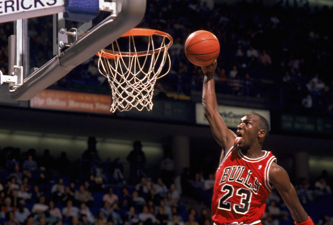 Michael Jordan Dunking Pictures