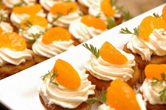 Mini Carrot Cake Cupcakes