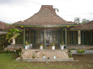 Rumah Joglo Jawa Tengah