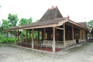 Rumah Joglo Jawa Tengah