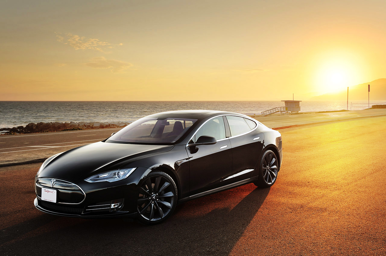 Tesla Model S Black 19