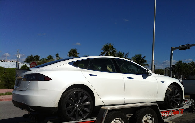 Tesla Model S Black Wheels