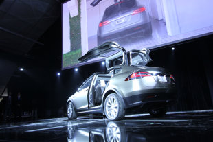 Tesla Model X Specs