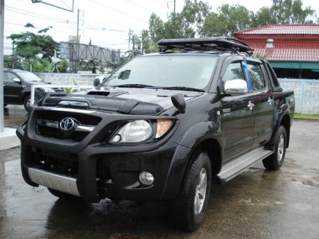 Toyota Hilux 4x4 Double Cab