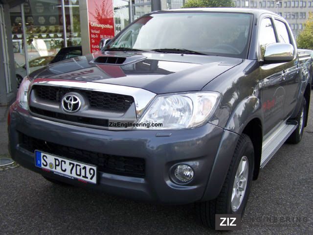 Toyota Hilux 4x4 Double Cab Specs