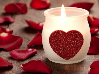 Wallpaper Love Heart Candle