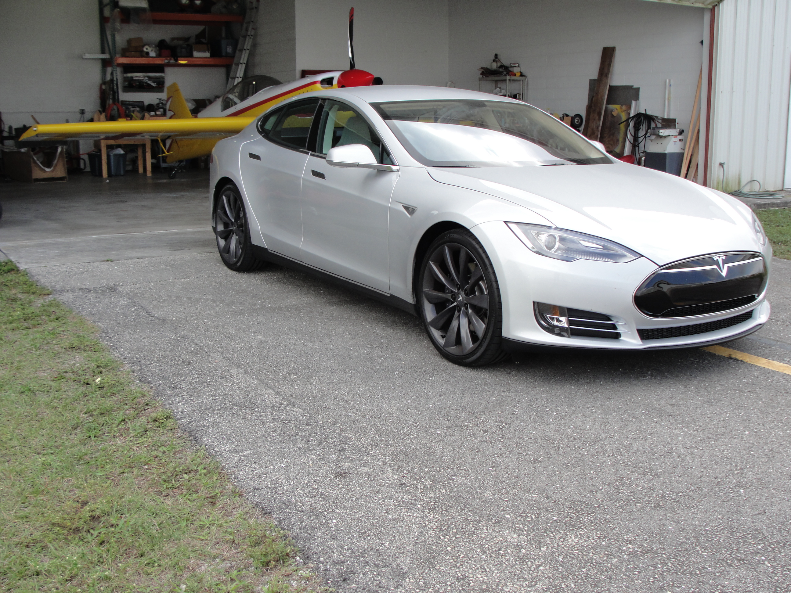 White Tesla Model S Black Wheels